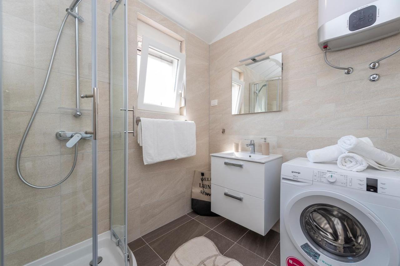 Luxury Apartments - La Vir 1 & 2 Екстер'єр фото