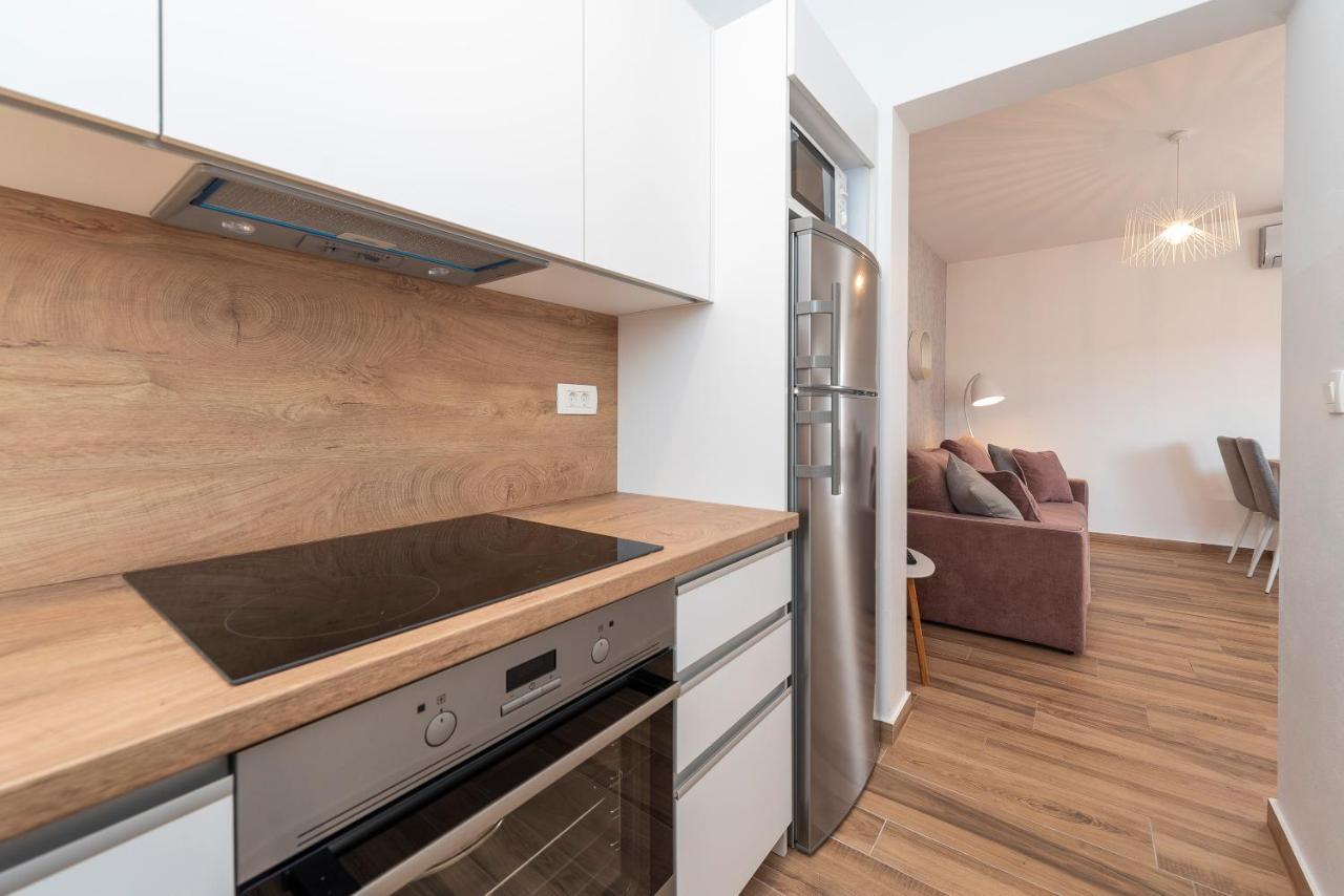 Luxury Apartments - La Vir 1 & 2 Екстер'єр фото